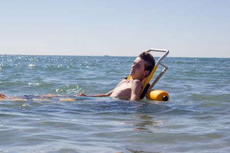 Sofao Rollstuhl schwimmend - Meer
